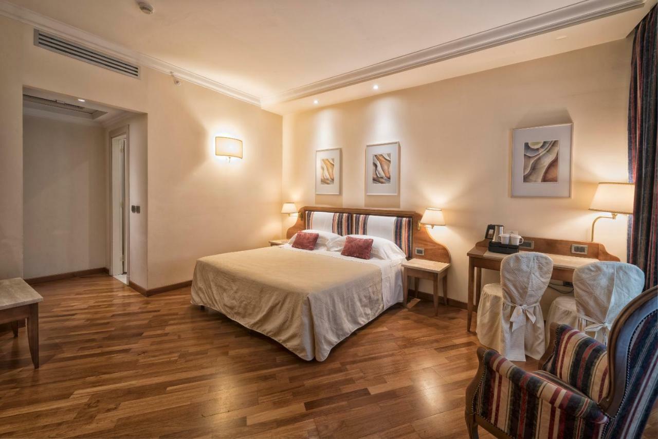 B&B Hotel Firenze Laurus Al Duomo Cameră foto